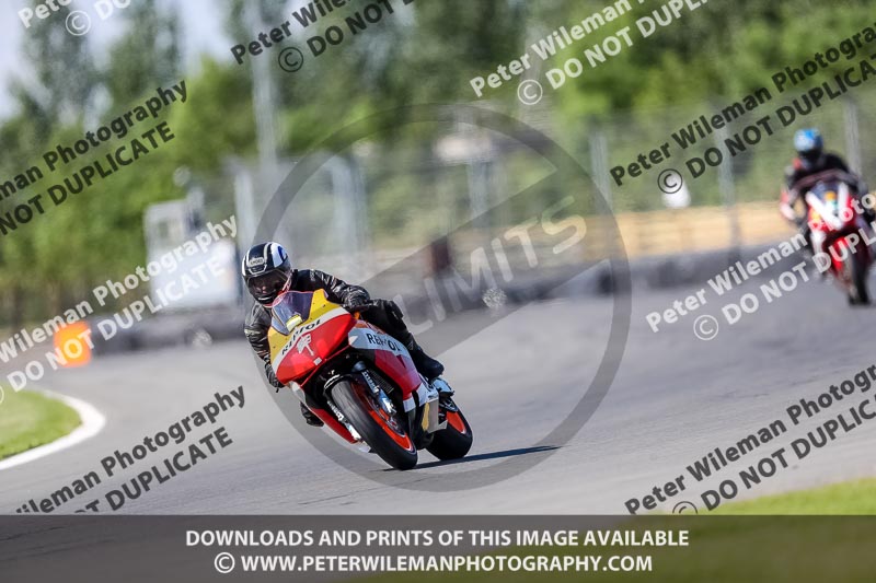 donington no limits trackday;donington park photographs;donington trackday photographs;no limits trackdays;peter wileman photography;trackday digital images;trackday photos